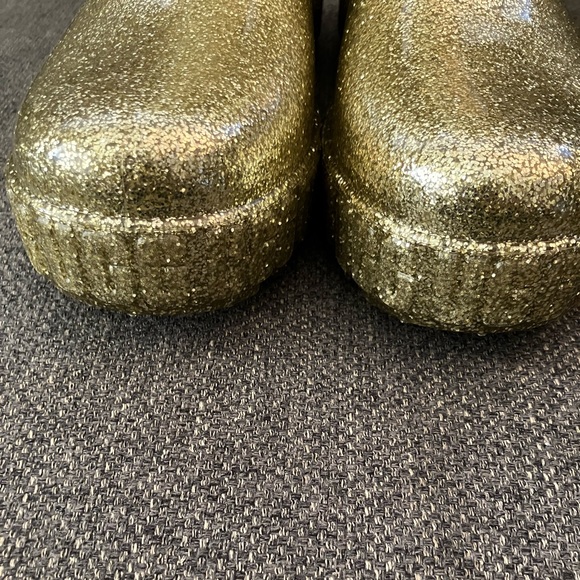 UGG® Australia Drizlita Rain Boots - Glitter Gold - Picture 7 of 9